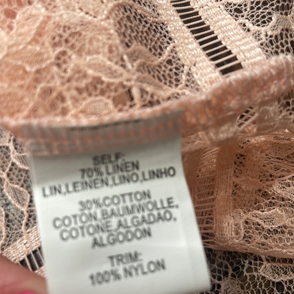 DELETTA by ANTHROPOLOGIE Lace Top - Picture 12 of 12